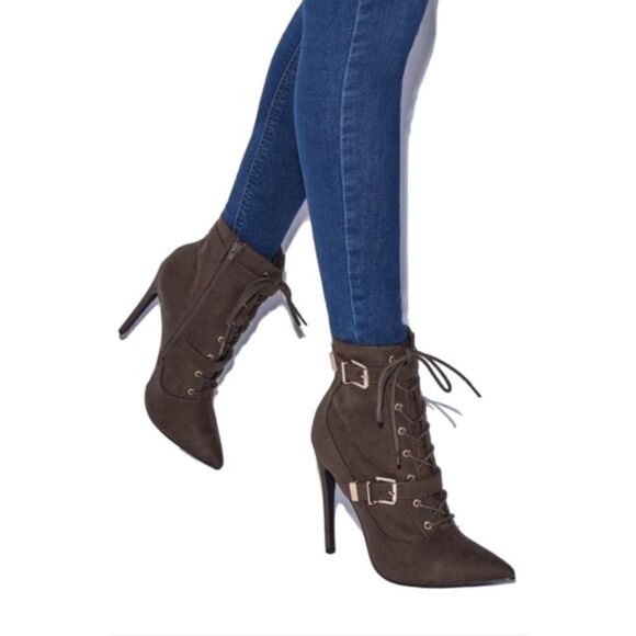 NWOT Shoedazzle Maxwell Olive Green Lace Up Bootie - Picture 1 of 9